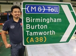 Thumbnail Rbli S Anil Gurung Who Lost A Leg In Afghanistan Now Makes Road Signs For National Highways